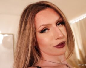 Jade Venus aka Jadexvenus OnlyFans - How are you baby cum to the dms  I am waiting for