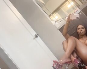 Ts Leilani Li aka Leilani_li OnlyFans - Sunday Fun