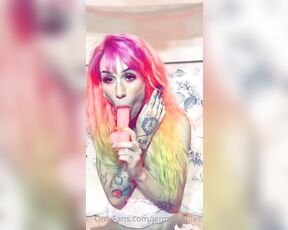 Jenna Gargles aka jennagargles OnlyFans - Me sucking a dildo on Chaturbate haha