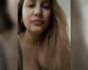 Turkish ts merve aka Londonshemale OnlyFans - Love those titties dont you