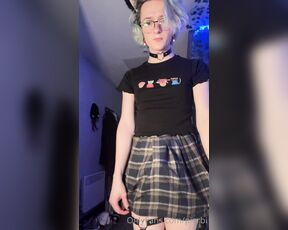 Pierbi aka Pierbi OnlyFans - I love wearing skirts but they just make me wanna get my dick out