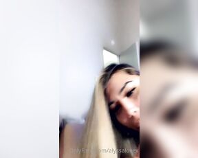 Alyssa Lovex aka alyssalovex OnlyFans - Video 21