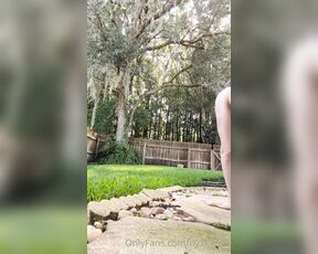 Nyxi_Leon aka nyxi_leon OnlyFans - Puppy Playing in the yard!!!! Full vid)