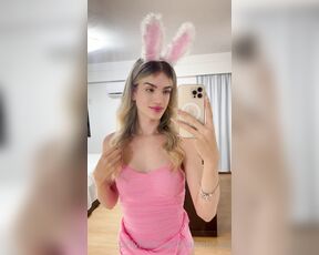 Valentinasz aka valentinasz OnlyFans - Can I be your bunny this Easter