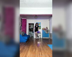 Hazel Lush aka hazelshootsbigloads OnlyFans - 13 minute Cum Video Walking in my supppeeerrr arched heels for all my feet lovers! Stripping