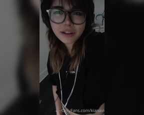 Kiyana Vi aka kianavi OnlyFans - Just a quick video for my pookies ) Chatting to the cam and showing a new pair of panties I bought