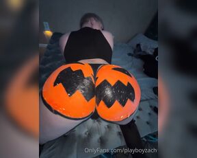 Playboyzach aka playboyzach OnlyFans - Wanna eat my pumpkin