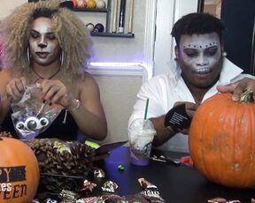 Sasha Strokes aka sashastrokes OnlyFans - New Video Alert Watch Part One behind the scenes of me and my bestie putting our pumpkins together