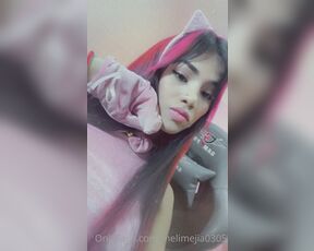 Melissa caro Mejia aka melimejia0305 OnlyFans - Hola bebs , les gusta mi traje de gatita Les gustara un video ms largo me encantara tenerte