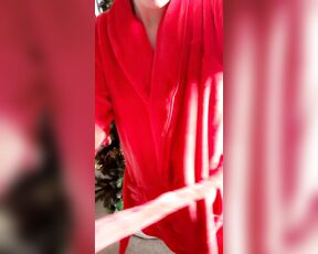 Shiri Allwood aka shiriallwood OnlyFans - Christmas robe