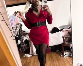 Valerie May aka itsvaleriemay OnlyFans - MERRY DICKMAS!  Ho Ho Ho!  Xoxoxo