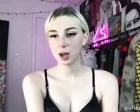 Cutiepii33quinn aka cutiepii33quinn OnlyFans - recording) Heres my first ever OnlyFans live stream! Just a little Q&A with fans behind the scenes