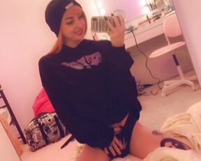 Cutiepii33quinn aka cutiepii33quinn OnlyFans - Just a bad girl getting off