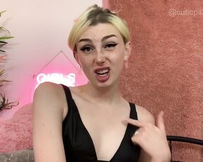 Cutiepii33quinn aka cutiepii33quinn OnlyFans - WARNING Big dick, Domme here to make fun of your tiny dick The way to a pretty girls heart