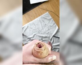 SomeLittleCrumbs aka somelittlecrumbs OnlyFans - 10 minutes of oily POV masturbation Raw, uncut lol) footage