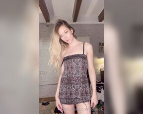 Cariek aka cariek OnlyFans - More of the new dress )