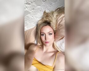 Cariek aka cariek OnlyFans - Get in bed with mee )