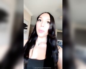 Lexahexx aka lexahexx OnlyFans - A lil message from