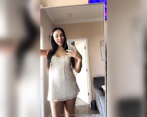 Lexahexx aka lexahexx OnlyFans - Just wanted to post a cute video of me and my outfit today