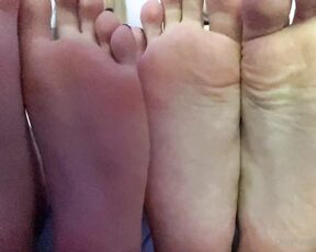 Dpatrappa aka dpatrappa OnlyFans - Double the feet double the fun @emilypiexo