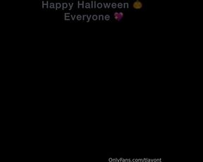 Tlavont aka tlavont OnlyFans - Happy Halloween