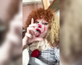 Bitwink18 aka bitwink18 OnlyFans - Fuck me Silly before I do it to you Clowngirls with big cocks What more