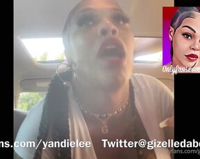 Ts Yandielee aka yandielee OnlyFans - My walk to the store