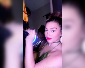 Ariel Long aka theariellong OnlyFans - Date night