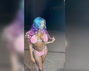 Shegot _thatdope aka shegot_thatdope OnlyFans Video 9061