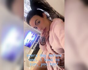 Vanessa Rafaella aka rafaellalima OnlyFans - Every day before sleeping , I have to wank and pour the milk out,