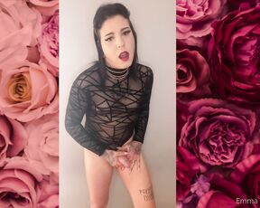 Emma Ink aka emmaink13 OnlyFans - Full video masturbating and enjoying delicious!