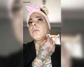 Emma Ink aka emmaink13 OnlyFans - Today, a slightly different video for you! I recorded myself by putting on makeup