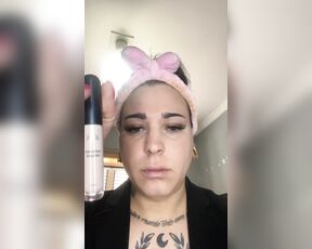 Emma Ink aka emmaink13 OnlyFans - Today, a slightly different video for you! I recorded myself by putting on makeup