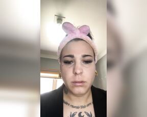 Emma Ink aka emmaink13 OnlyFans - Today, a slightly different video for you! I recorded myself by putting on makeup