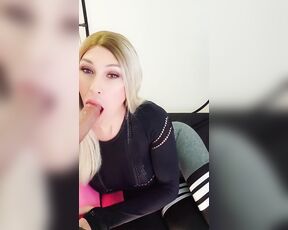 NαƚιBυɳȥ aka natibunz OnlyFans - I was in such a mood to slobber on a dick but all I had around