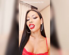 Peachy Lily aka peachy.lily OnlyFans - Lady in red Want some play