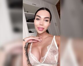 Mery aka Iammery OnlyFans - Showing my body to you