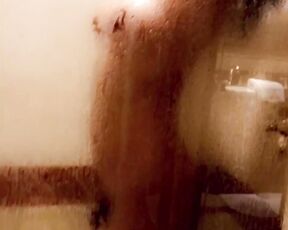 TS Yasmin Lee aka tsyasmin OnlyFans - Shower in Vegas Dont you just love it and hate it when you have friends that