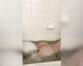 TS Pinkie aka tspinkb OnlyFans - Join me in the bath