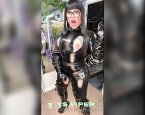 Ts Viper aka tsviper OnlyFans - My tribute to Anouschka , lots of pvc gloves and smoking and nice cumshot, enjoy