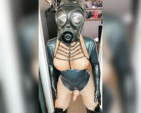 Ts Viper aka tsviper OnlyFans - RUBBER MISTRESS GASMASK SMOKING