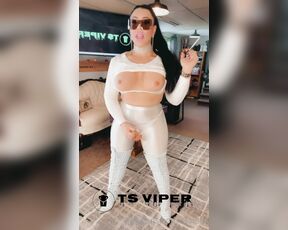 Ts Viper aka tsviper OnlyFans - Bimbofication, high heel worship, smoking with holders, bulge and a few more of my fetishes, Enjoy,