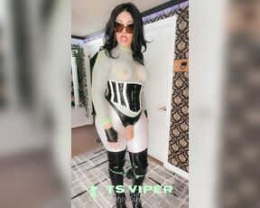 Ts Viper aka tsviper OnlyFans - The greeen rubber catsuit, pvc boots, nice cumshot and sexy smoking, be sure to tip for