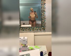 TsLaurenCox aka tslaurencox OnlyFans - Thick