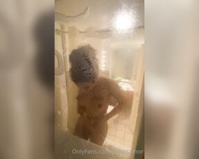 Joss Amor aka itsjossamor OnlyFans - My neighbor filmed me showering last night