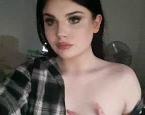 Babymaddyxo aka babymaddyxo OnlyFans - WATCH ME PLAY cum 2 me ) and tip me if u cum