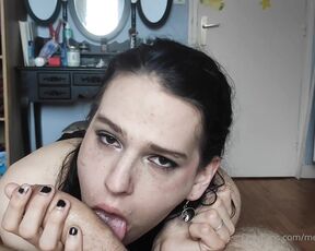 MelodyFluffington aka melodyfluffington OnlyFans - Sucking hubbys cock while @nightsisterlil1 films