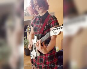 MelodyFluffington aka melodyfluffington OnlyFans - Playing an original metal piece that I have written