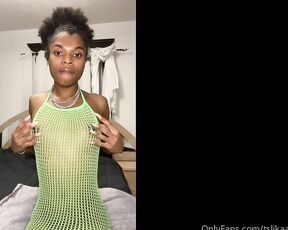 DaFreaka aka tslikaa OnlyFans - Fun in my lime green fishnets