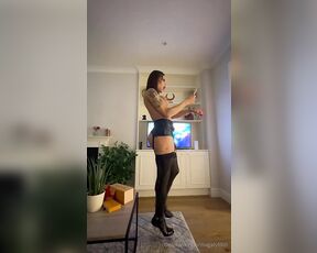 Magaly Vaz aka magalylilith OnlyFans - FEEDING A CROSS DRESSED BITCH! TIP ME HERE TO GET A GIFT!